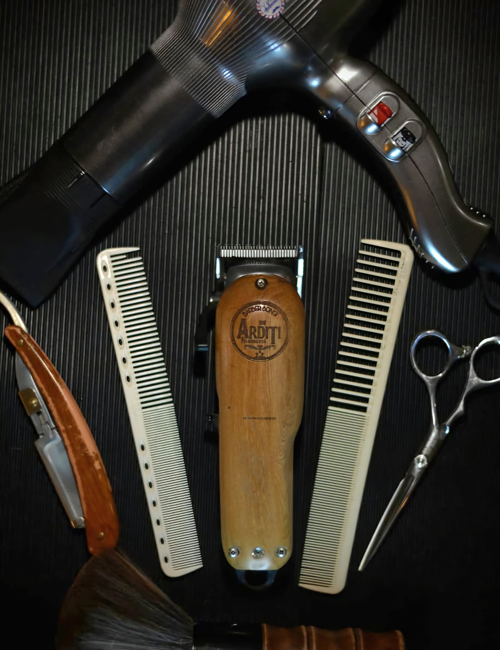 Herramientas de barbería tradicional